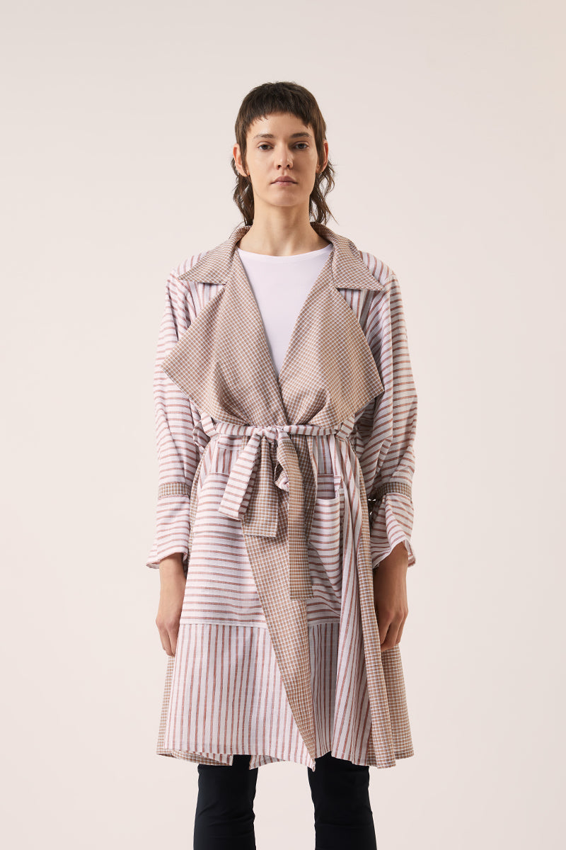 Double-breasted belted trench coat-White/Brown 240791