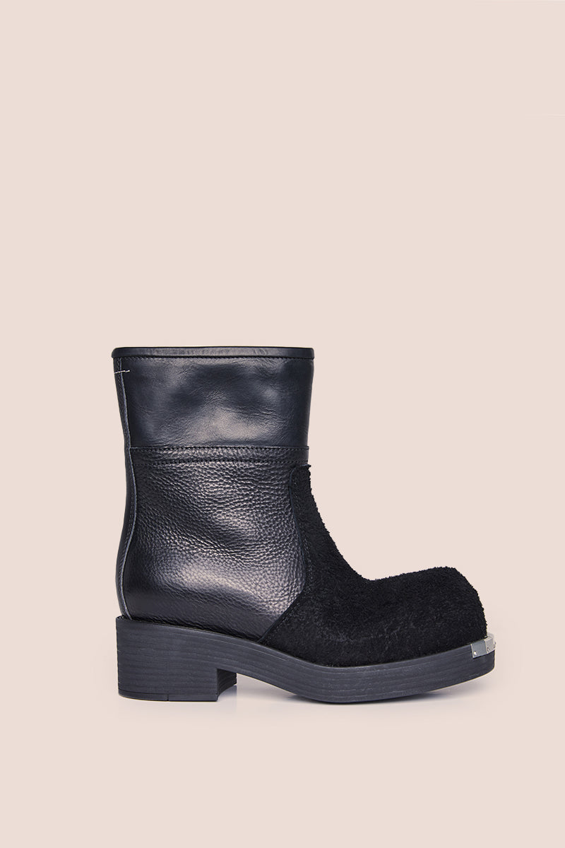 Panelled leather ankle boots-Black MM6 MAISON MARGIELA