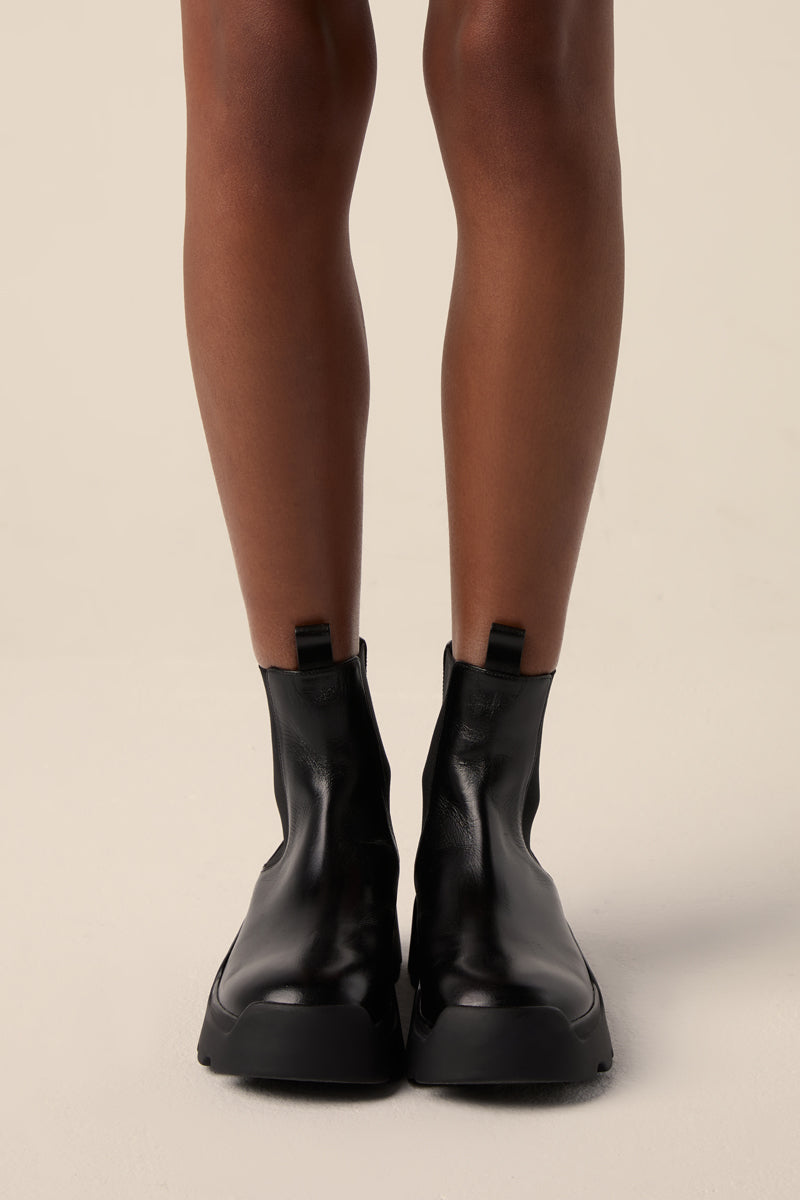 Lug Sole Chelsea Boots/Black PROENZA SCHOULER