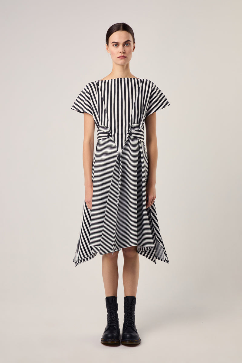 Striped dress/Black-white 240791