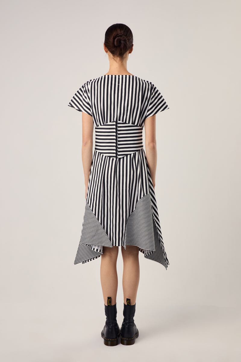 Striped dress/Black-white 240791