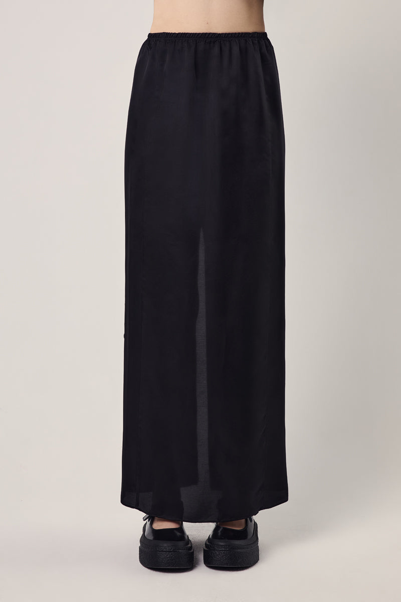 Long satin slit skirt/Black MM6 MAISON MARGIELA