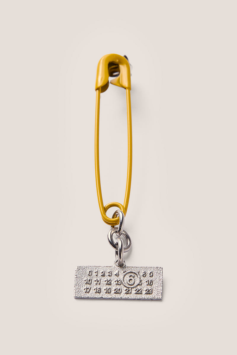 Safety Pin brass earrings/Yellow MM6 MAISON MARGIELA
