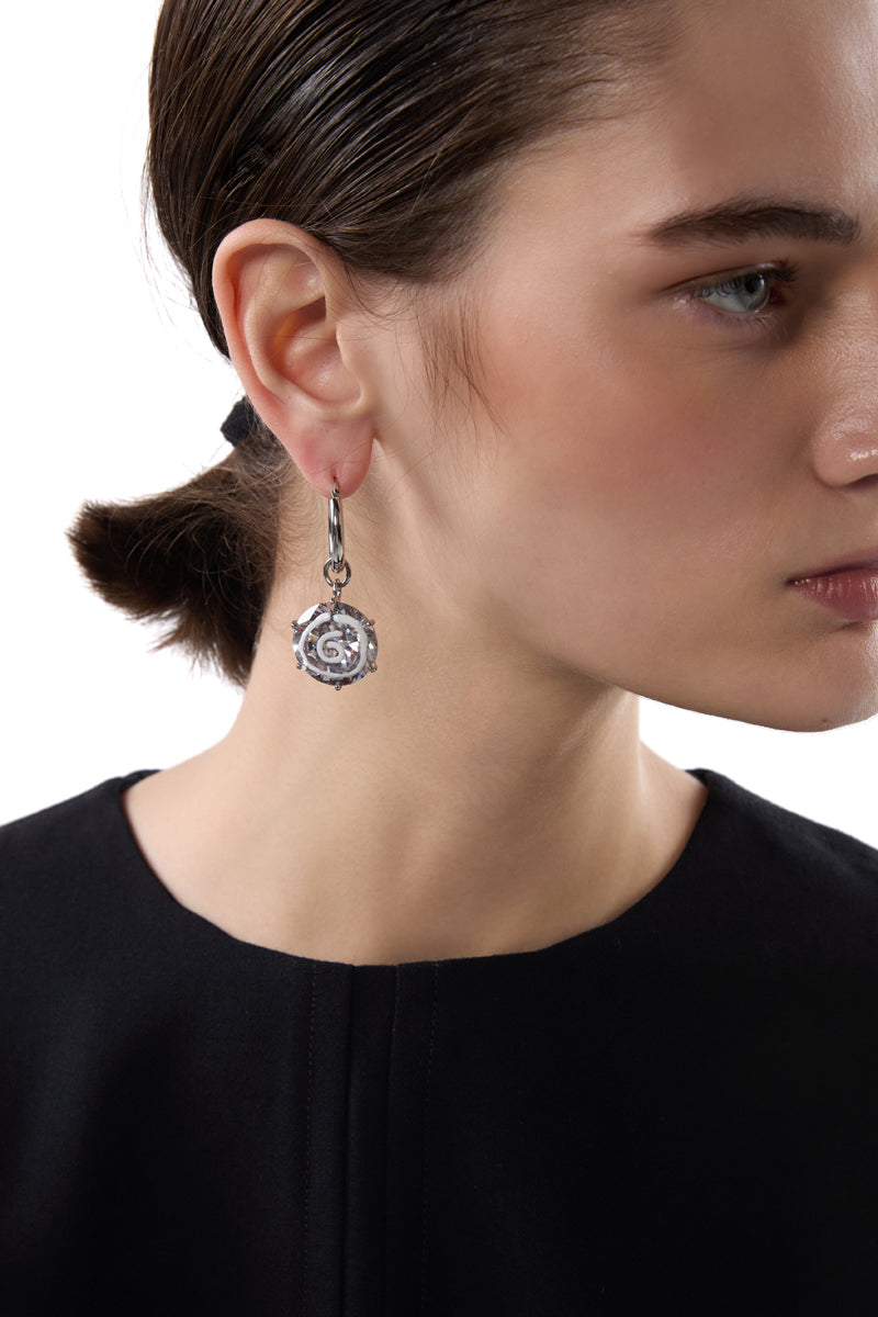 Pendant-embellished hoop earrings/ Silver MM6 MAISON MARGIELA