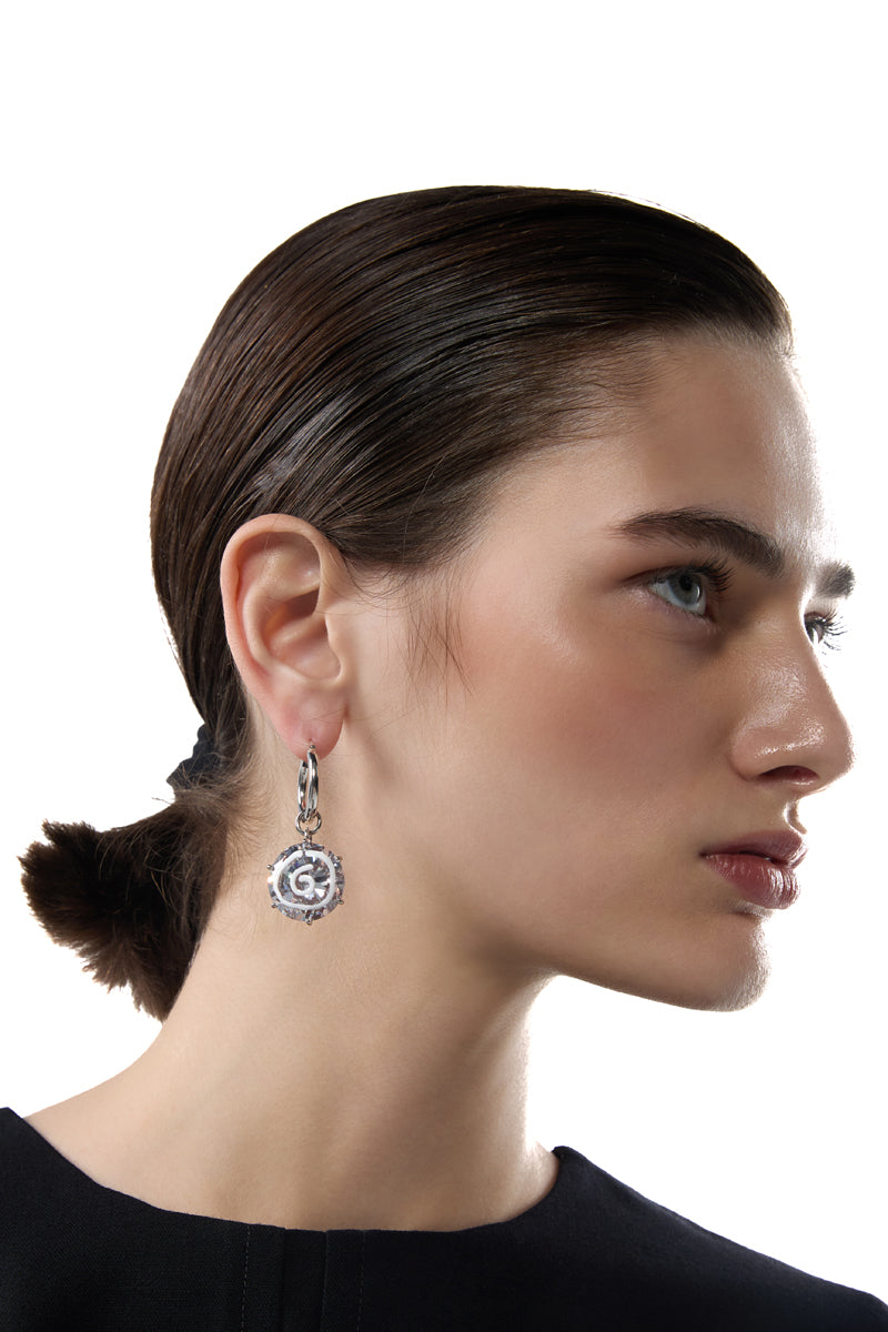 Pendant-embellished hoop earrings/ Silver MM6 MAISON MARGIELA
