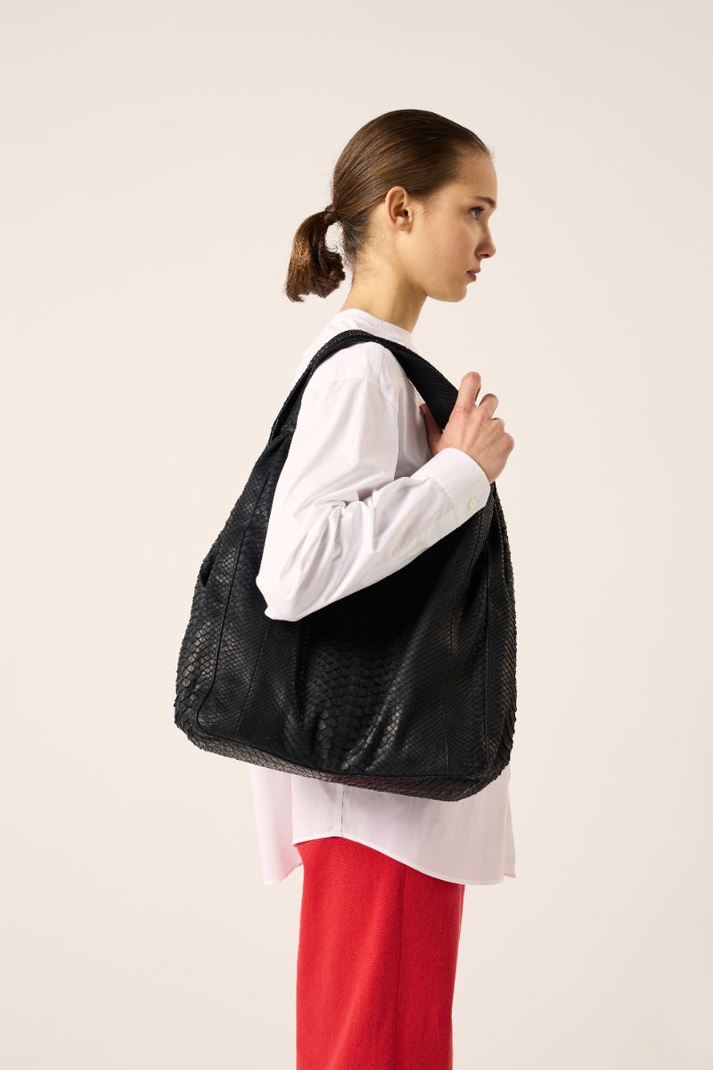 Python shoulder bag-Black VANESSA K